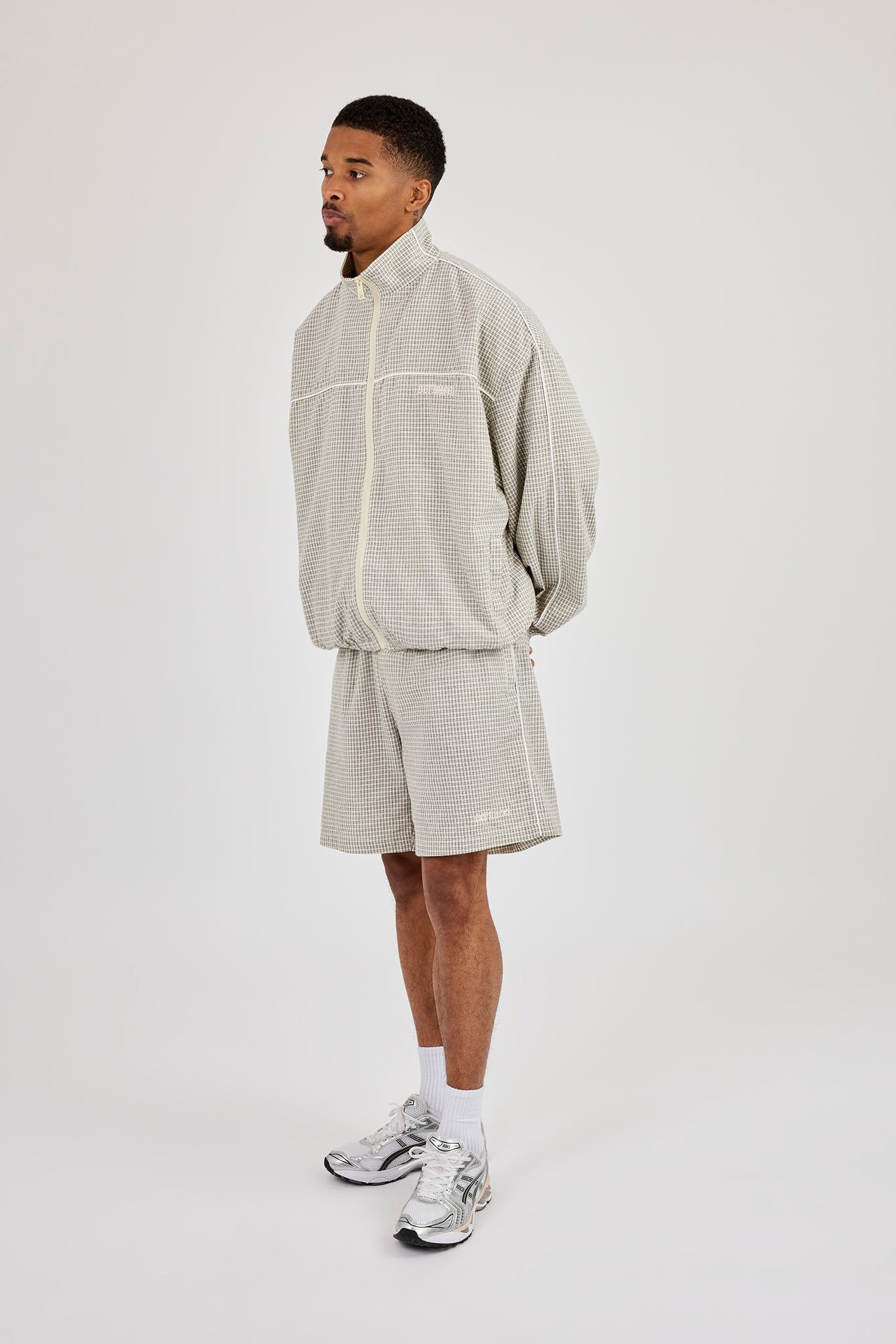 Check Funnel Neck Track Jacket & Short With Piping - Off White